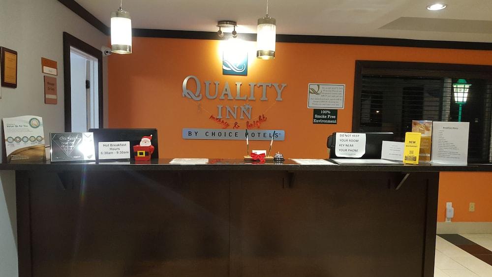 Quality Inn Merritt Exterior foto